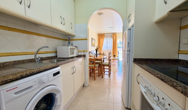 Odsprzedaż - Kamienica - Torrevieja - Costa Blanca