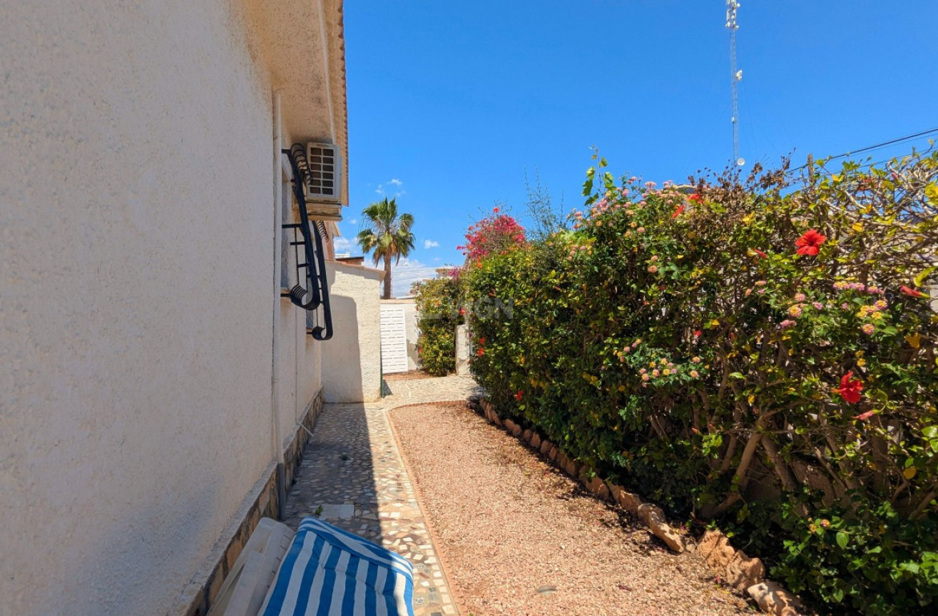 Odsprzedaż - Villa - Ciudad Quesada - Costa Blanca