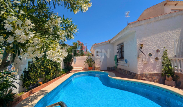 Odsprzedaż - Villa - Ciudad Quesada - Costa Blanca