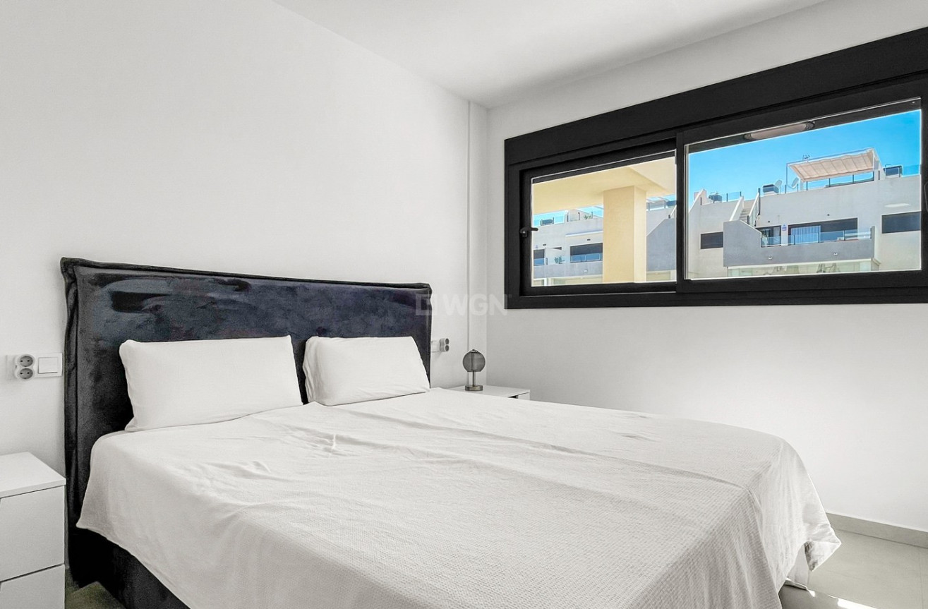 Odsprzedaż - Mieszkanie w bloku - Orihuela Costa - Costa Blanca