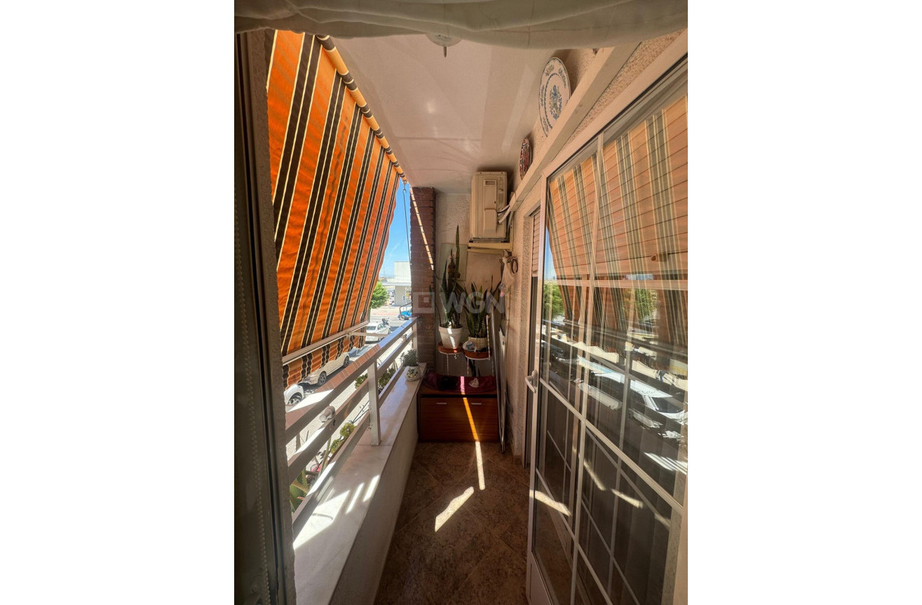 Odsprzedaż - Mieszkanie w bloku - Orihuela - Los Andenes
