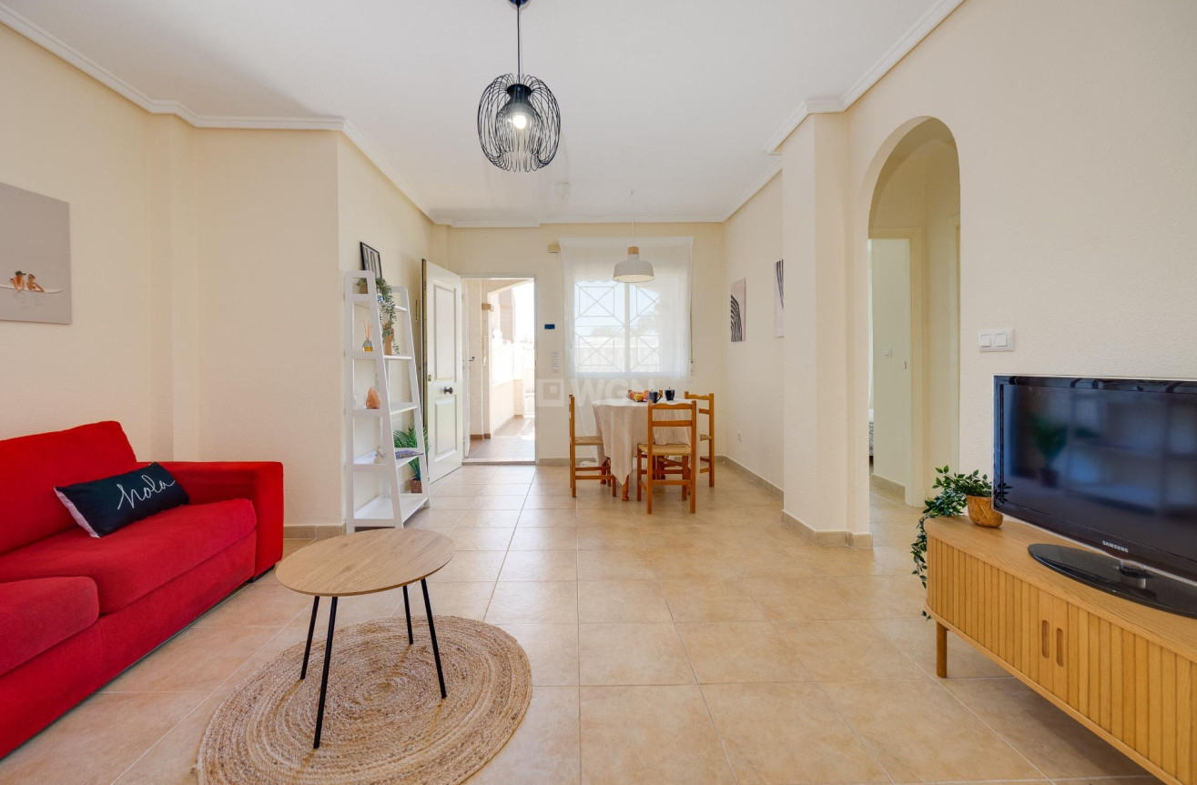 Odsprzedaż - Bungalow - Torrevieja - Aguas Nuevas 1