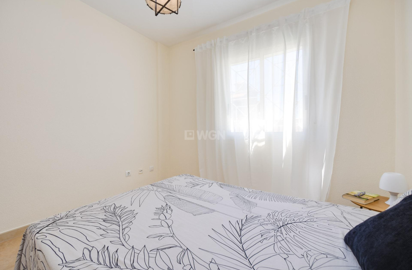 Odsprzedaż - Bungalow - Torrevieja - Aguas Nuevas 1