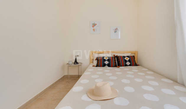 Odsprzedaż - Bungalow - Torrevieja - Aguas Nuevas 1