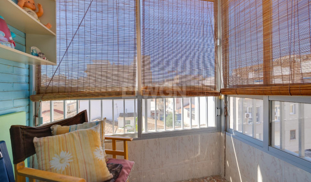 Odsprzedaż - Mieszkanie w bloku - Torrevieja - Centro
