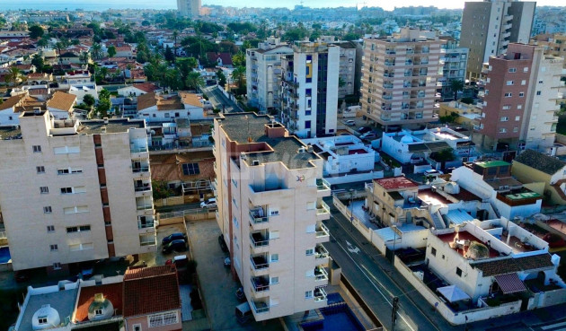 Odsprzedaż - Mieszkanie w bloku - Torrevieja - Costa Blanca