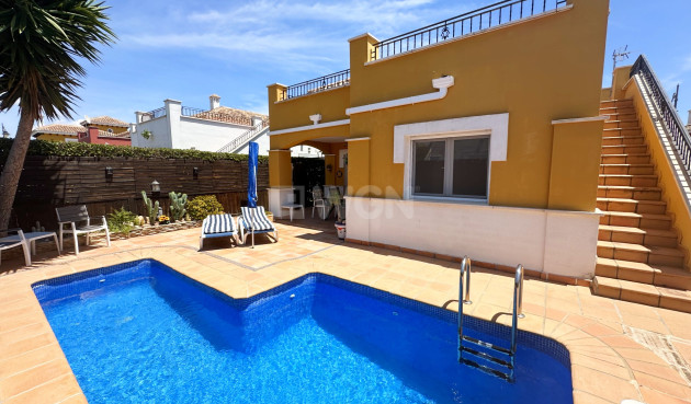 Odsprzedaż - Villa - Mar Menor Golf Resort - Inland