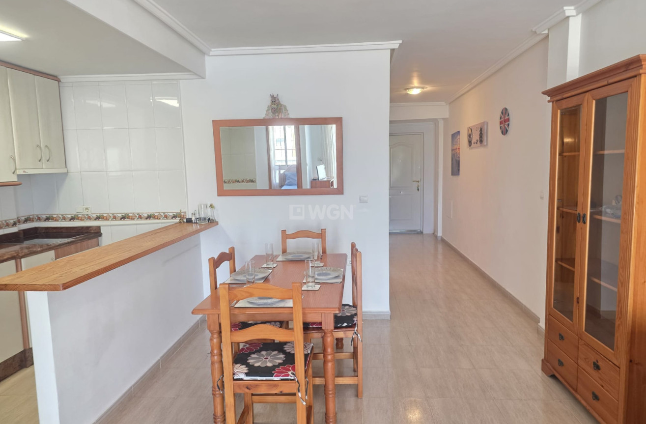 Odsprzedaż - Mieszkanie w bloku - Villamartin - Costa Blanca