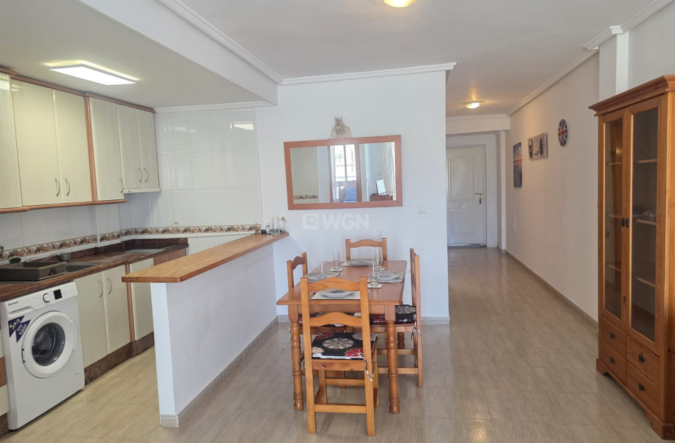 Odsprzedaż - Mieszkanie w bloku - Villamartin - Costa Blanca