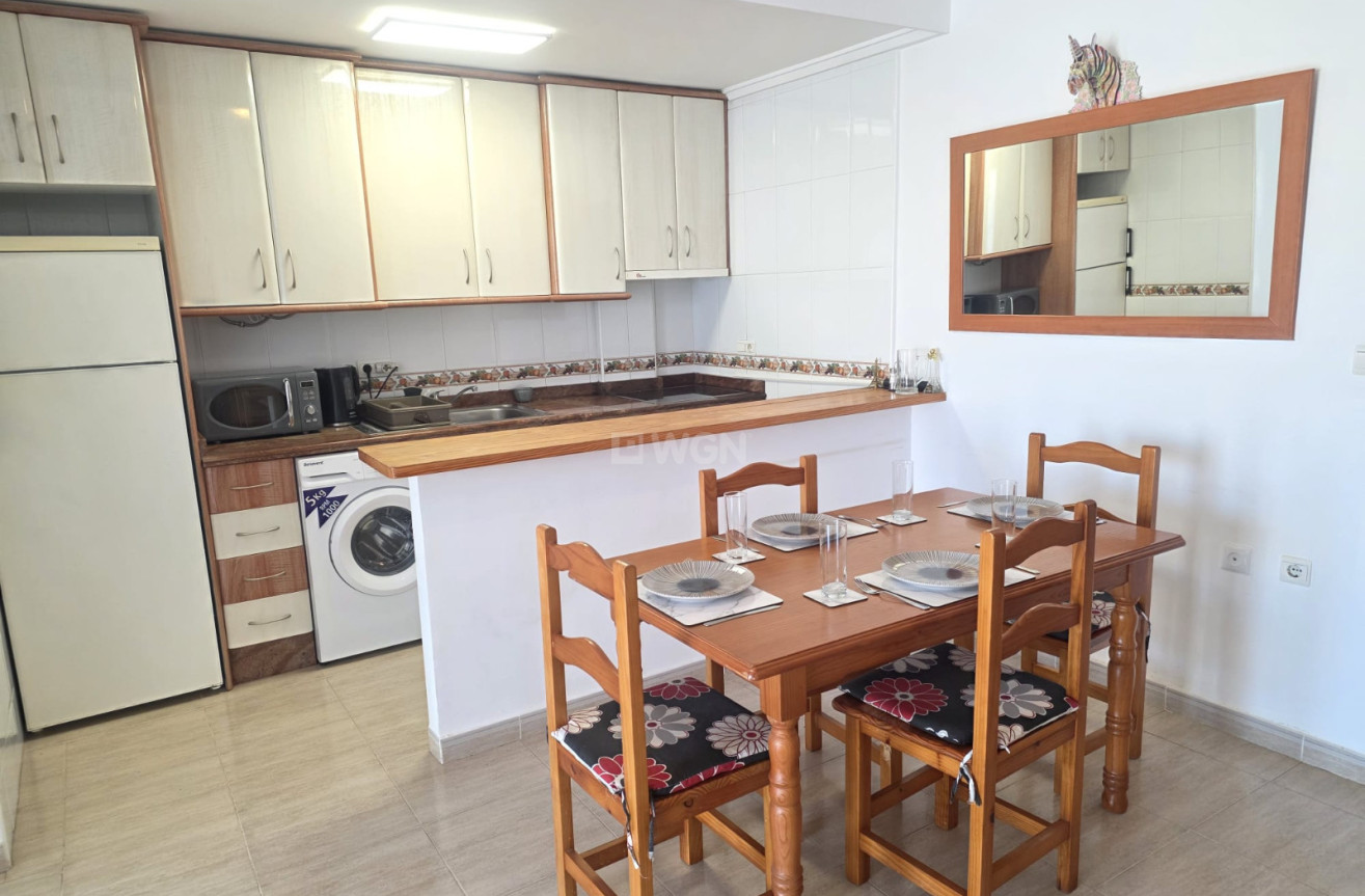 Odsprzedaż - Mieszkanie w bloku - Villamartin - Costa Blanca