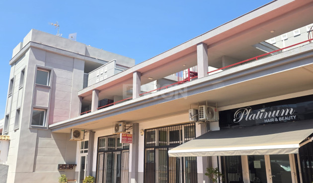 Odsprzedaż - Mieszkanie w bloku - Villamartin - Costa Blanca