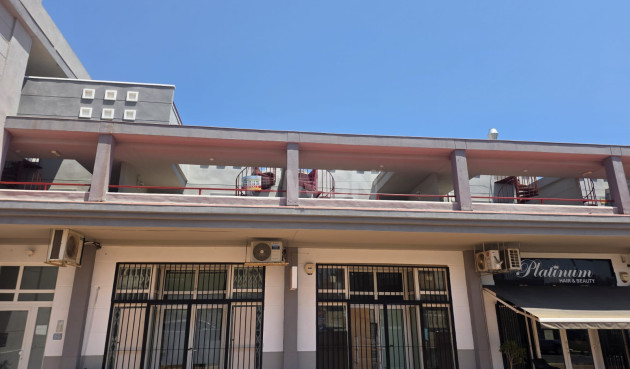 Odsprzedaż - Mieszkanie w bloku - Villamartin - Costa Blanca