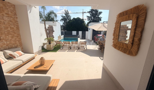 Odsprzedaż - Villa - Dolores - Costa Blanca
