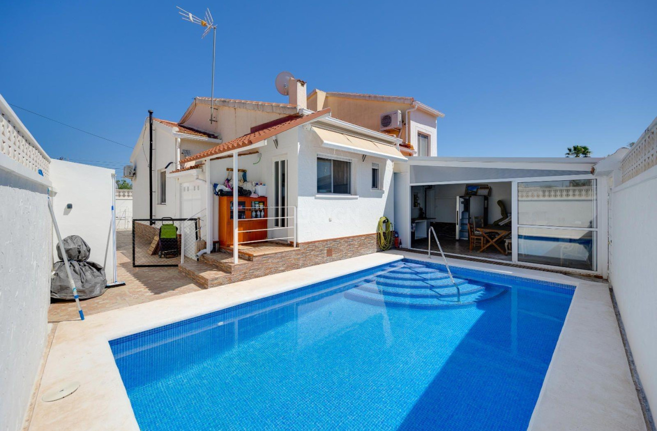Odsprzedaż - Villa - San Fulgencio - La Marina