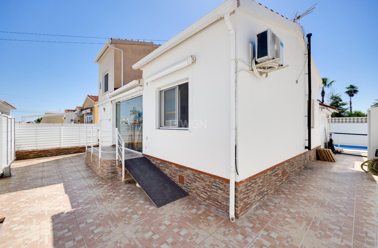 Odsprzedaż - Villa - San Fulgencio - La Marina