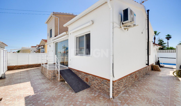 Odsprzedaż - Villa - San Fulgencio - La Marina
