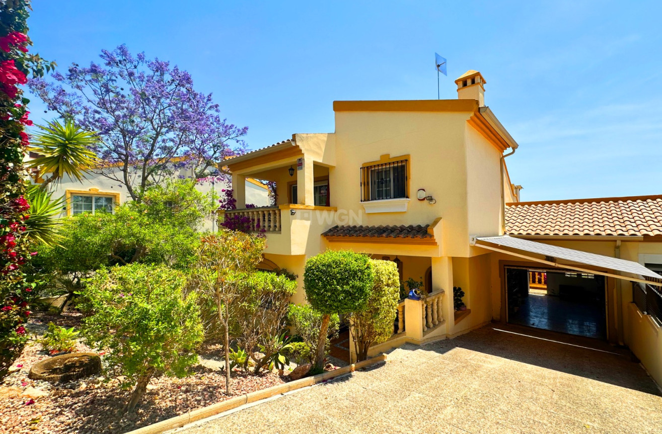 Odsprzedaż - Villa - Orihuela Costa - Costa Blanca