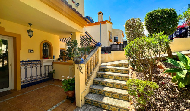Odsprzedaż - Villa - Orihuela Costa - Costa Blanca