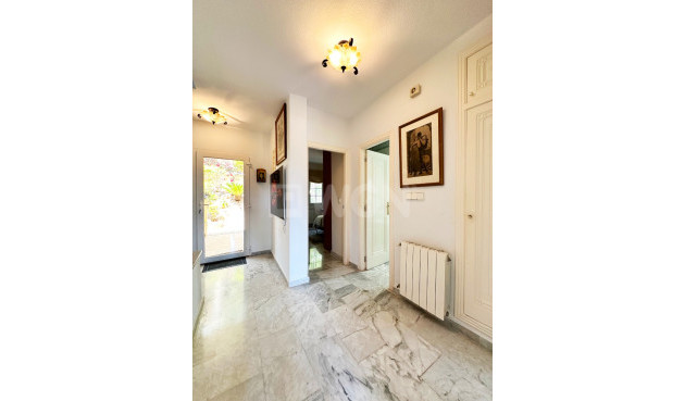 Odsprzedaż - Villa - Orihuela Costa - Costa Blanca