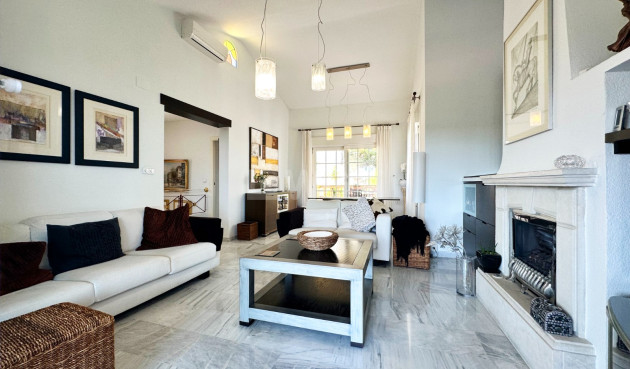 Odsprzedaż - Villa - Orihuela Costa - Costa Blanca