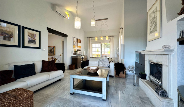 Odsprzedaż - Villa - Orihuela Costa - Costa Blanca