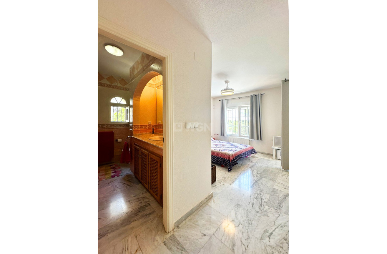 Odsprzedaż - Villa - Orihuela Costa - Costa Blanca