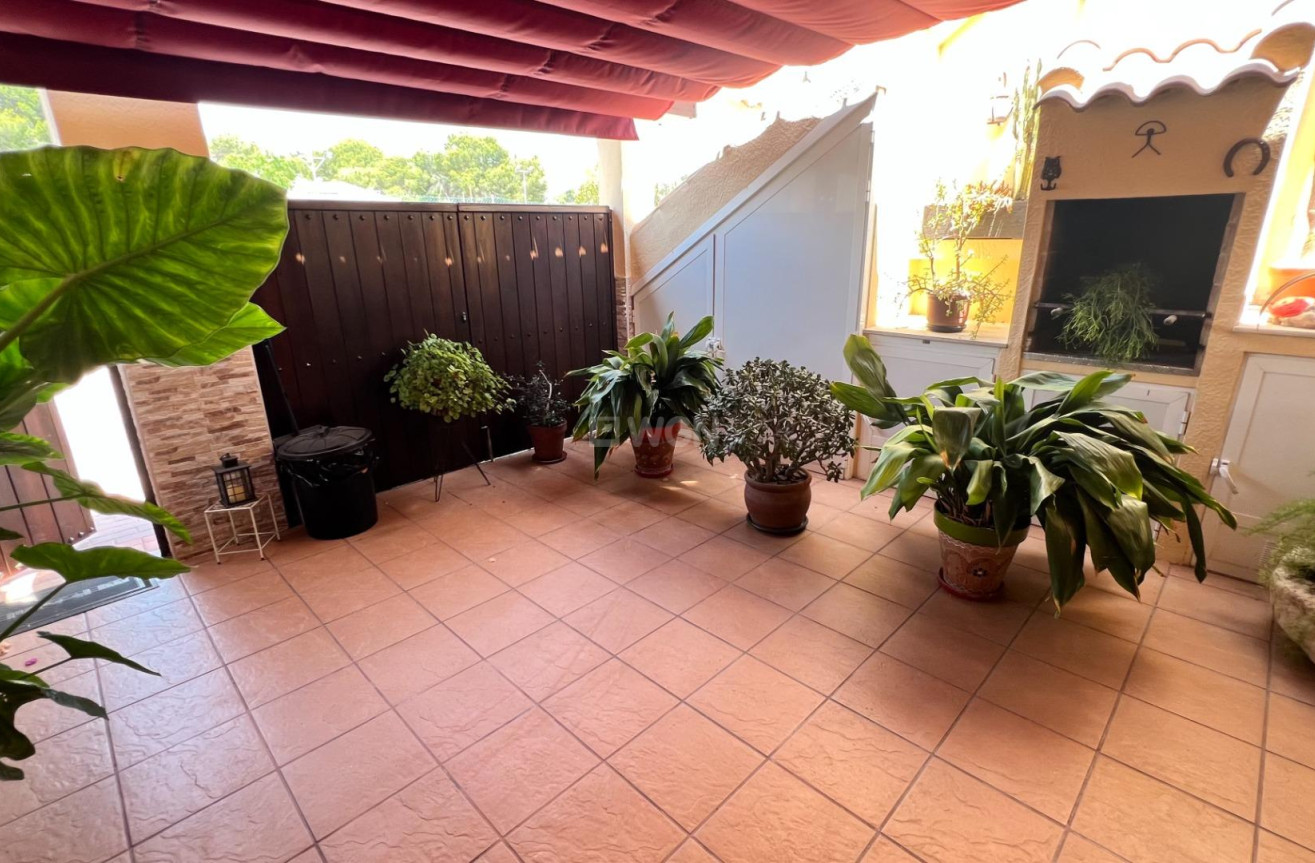 Odsprzedaż - Kamienica - Torrevieja - Los Balcones - Los Altos del Edén