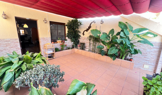 Odsprzedaż - Kamienica - Torrevieja - Los Balcones - Los Altos del Edén