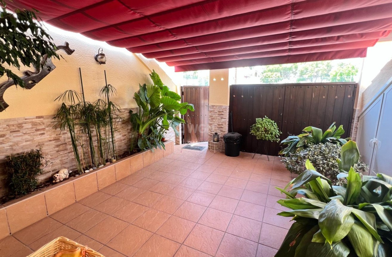 Odsprzedaż - Kamienica - Torrevieja - Los Balcones - Los Altos del Edén