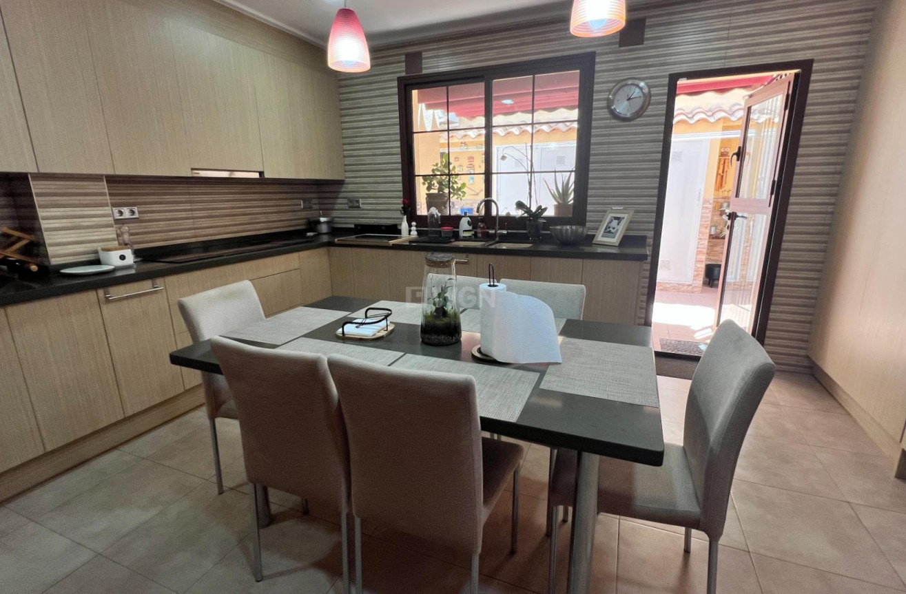 Odsprzedaż - Kamienica - Torrevieja - Los Balcones - Los Altos del Edén