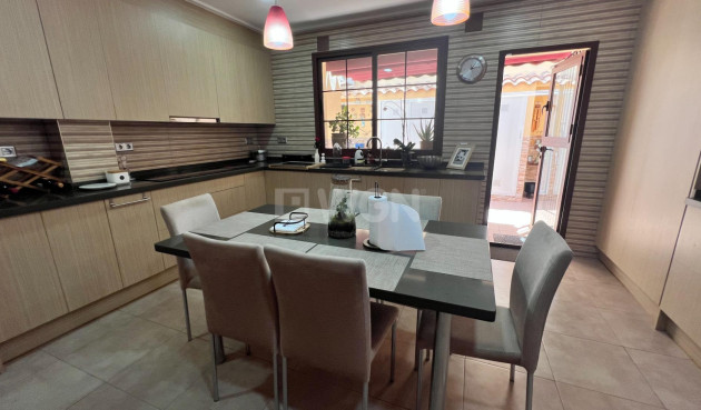 Odsprzedaż - Kamienica - Torrevieja - Los Balcones - Los Altos del Edén