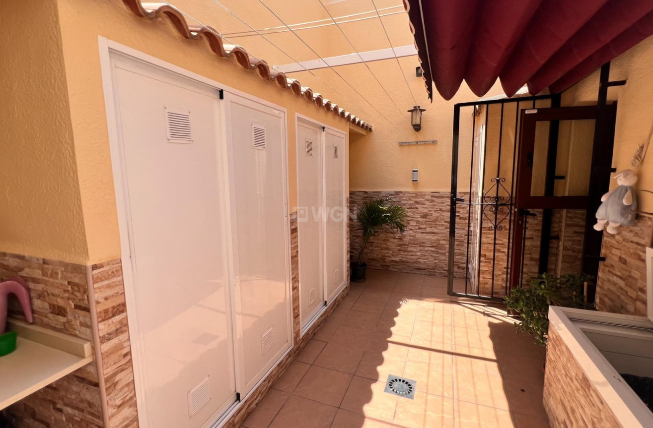 Odsprzedaż - Kamienica - Torrevieja - Los Balcones - Los Altos del Edén