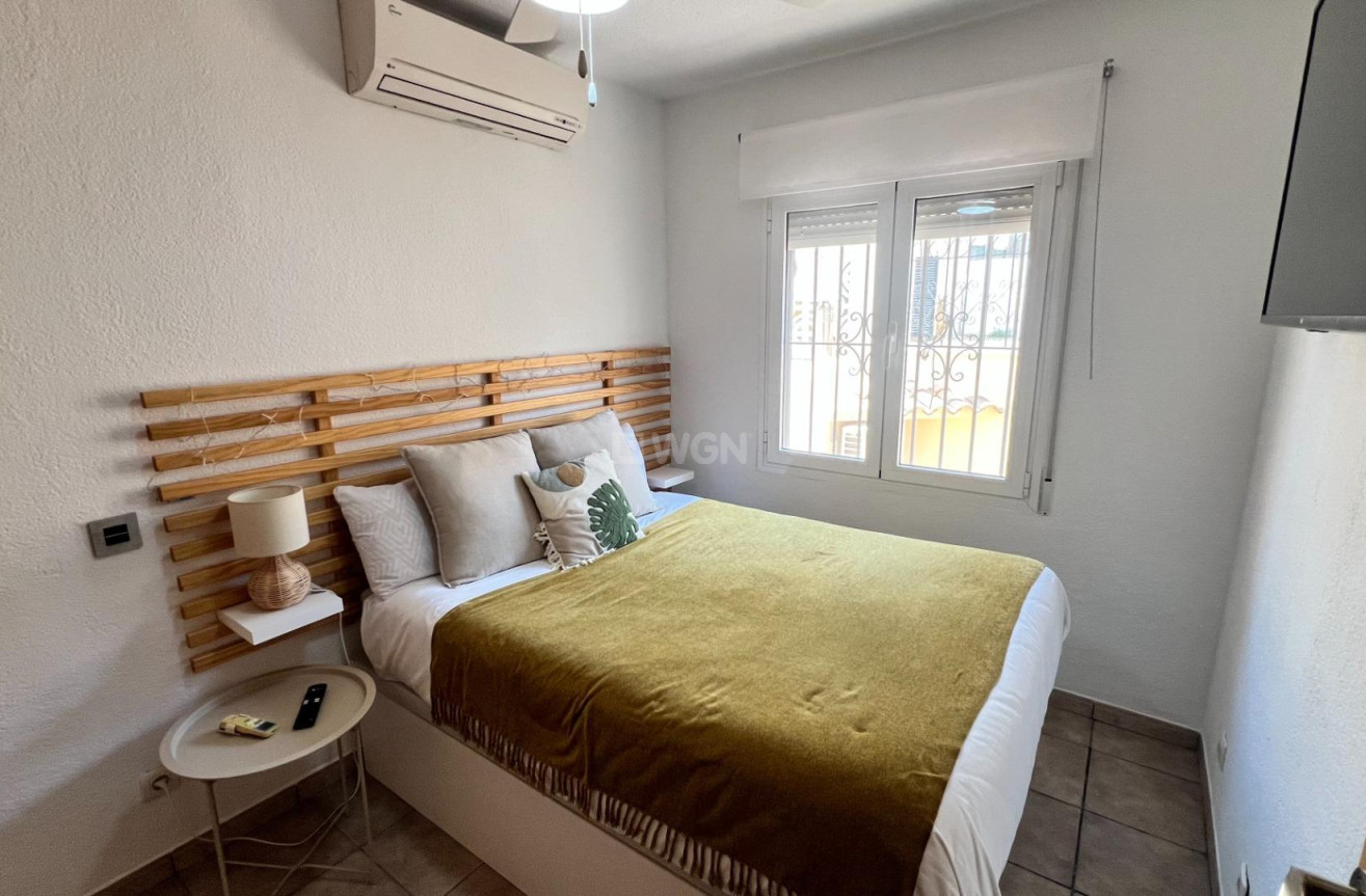 Odsprzedaż - Kamienica - Torrevieja - Los Balcones - Los Altos del Edén