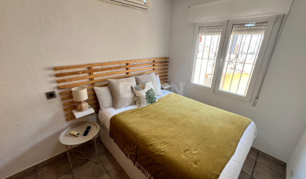 Odsprzedaż - Kamienica - Torrevieja - Los Balcones - Los Altos del Edén