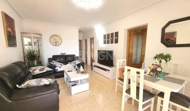 Odsprzedaż - Kamienica - Los Montesinos - Los Montesinos - Urb. La Herrada