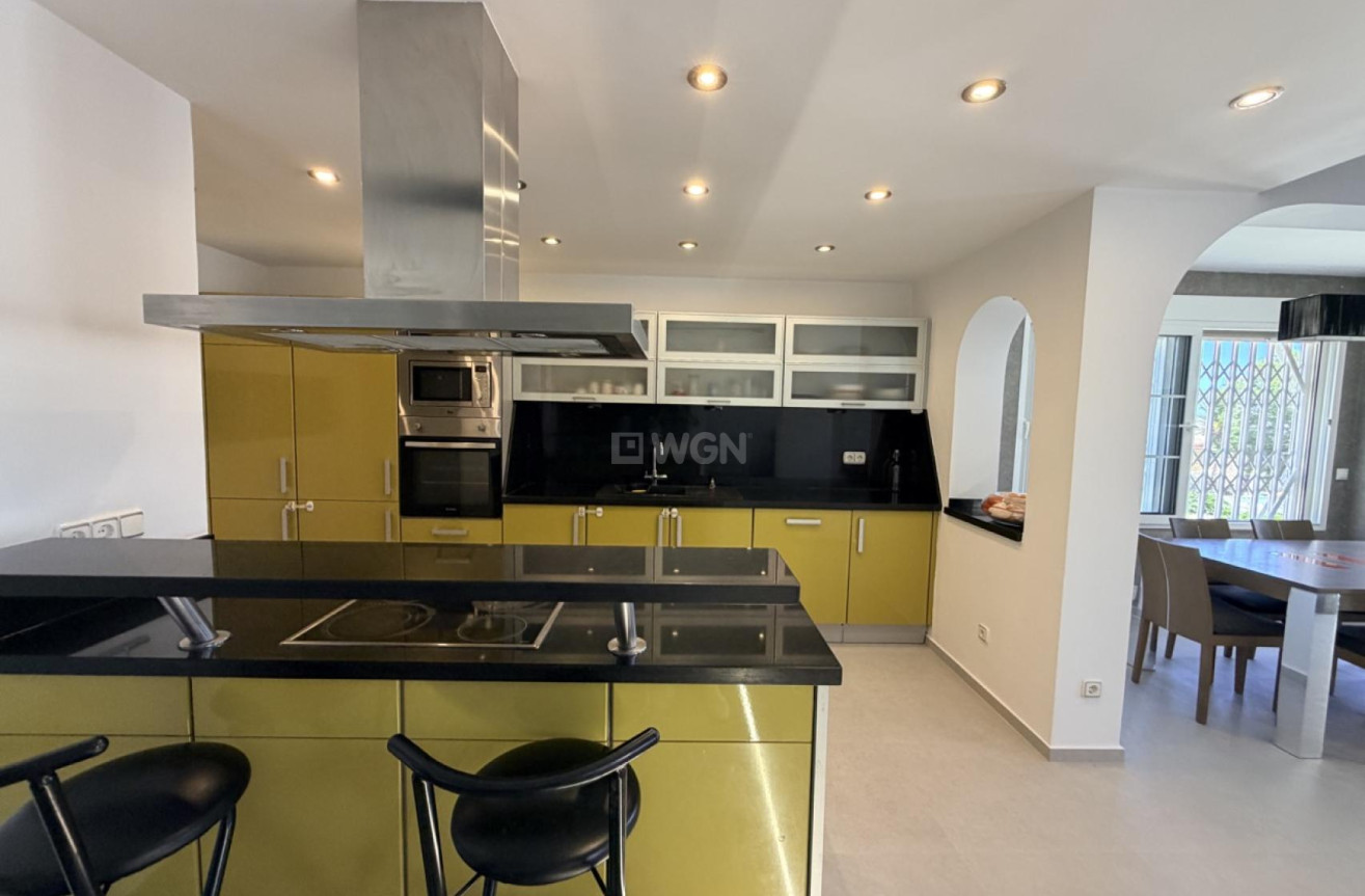 Odsprzedaż - Villa - Torrevieja - Costa Blanca