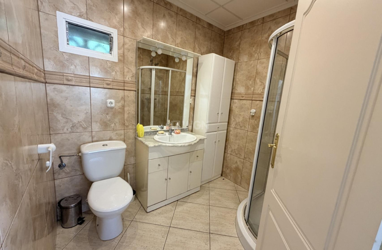 Odsprzedaż - Villa - Torrevieja - Costa Blanca