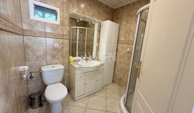 Odsprzedaż - Villa - Torrevieja - Costa Blanca