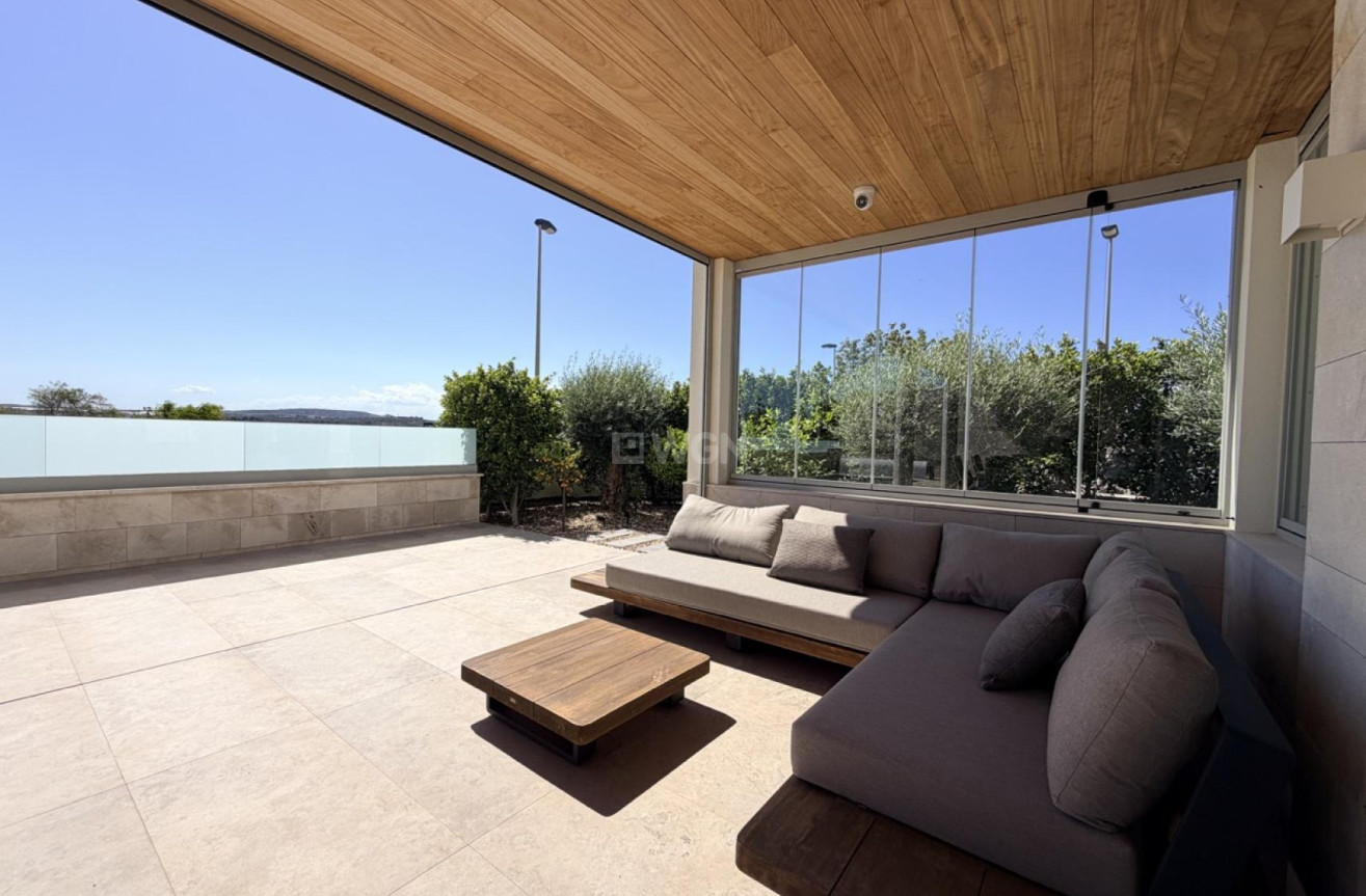 Odsprzedaż - Villa - Benijofar - Costa Blanca