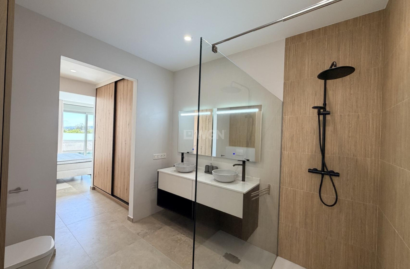 Odsprzedaż - Villa - Benijofar - Costa Blanca
