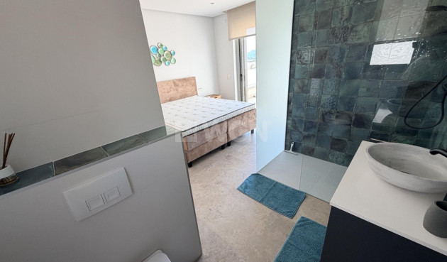 Odsprzedaż - Villa - Benijofar - Costa Blanca