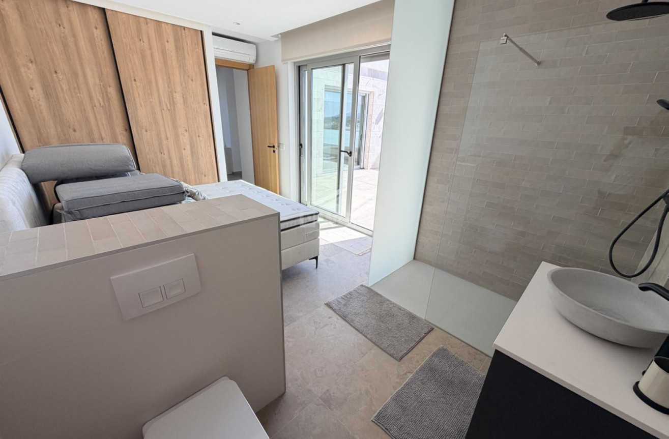 Odsprzedaż - Villa - Benijofar - Costa Blanca