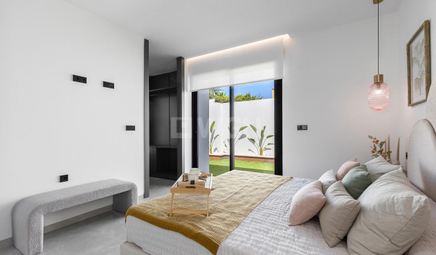Nowy budynek - Villa - Torrevieja - Los Balcones