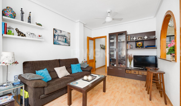 Odsprzedaż - Mieszkanie w bloku - Torrevieja - Costa Blanca
