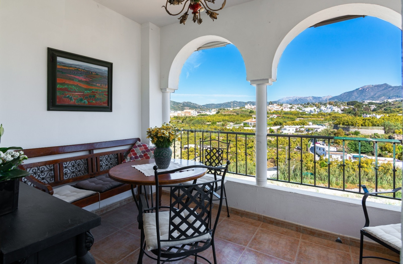 Odsprzedaż - Mieszkanie w bloku - Nerja - Costa del Sol