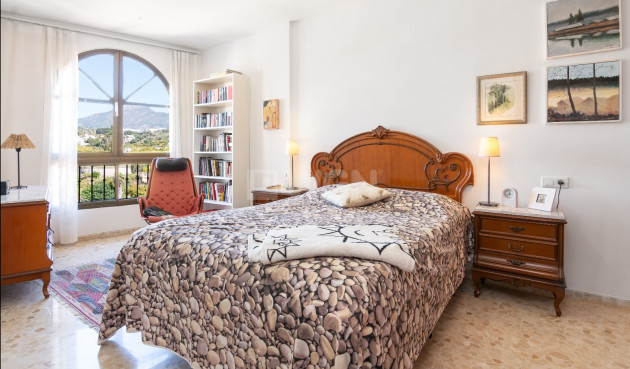 Odsprzedaż - Mieszkanie w bloku - Nerja - Costa del Sol