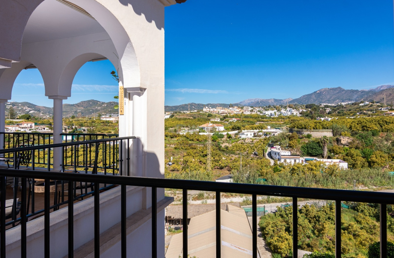 Odsprzedaż - Mieszkanie w bloku - Nerja - Costa del Sol
