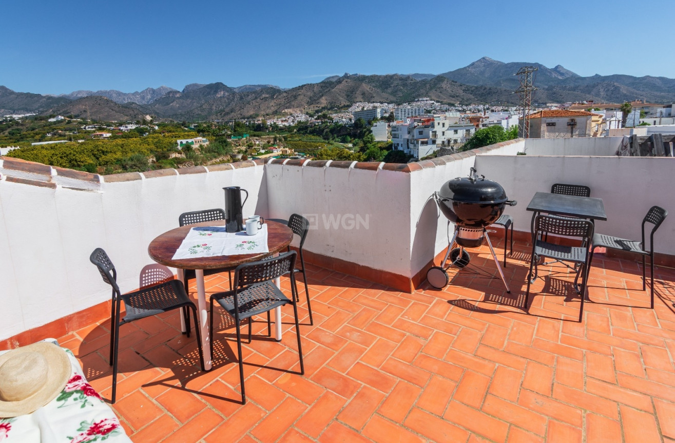 Odsprzedaż - Mieszkanie w bloku - Nerja - Costa del Sol