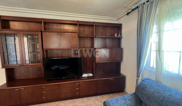 Odsprzedaż - Villa - Torrevieja - aguas nuevas