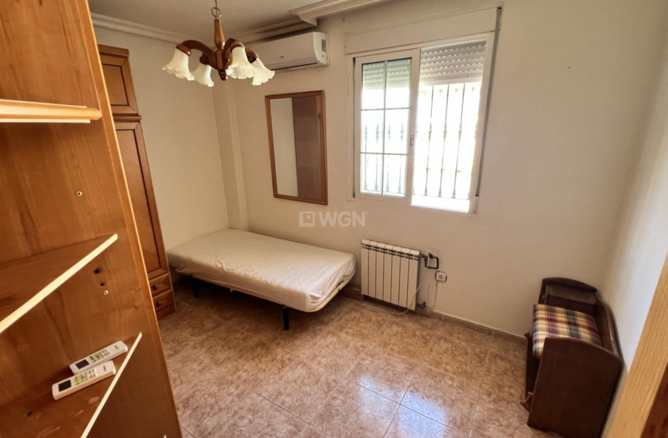 Odsprzedaż - Villa - Torrevieja - aguas nuevas